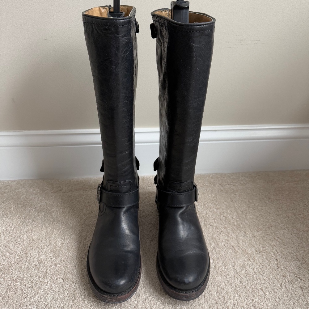 Frye Women's Veronica Back Zip Tall Black Leather Boots - size 7